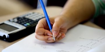 कक्षा १२ को वार्षिक परीक्षा सुरु