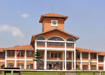 परीक्षामा १२ महिना र नतिजामा १८ महिना ढिलाइ