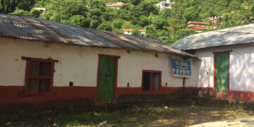 सामुदायिक विद्यालयको संख्या घट्दै