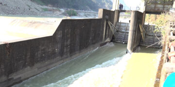 माछा मार्ने क्रममा बेपत्ता युवालाई खोज्न सेती नदीको बाँध खोलिने