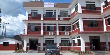 सत्ता फेरबदलको बाछिटा गण्डकीमा मुख्यमन्त्री पाण्डेले गरे माओेवादी मन्त्रीलाई बर्खास्त