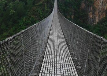 झोलुंगे पुल सञ्चालन डेढ घण्टाको यात्रा १० मिनेटमा