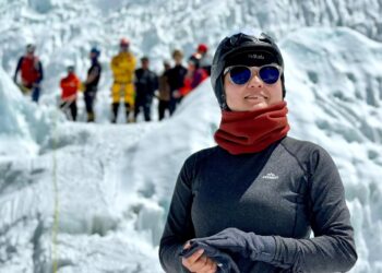 सगरमाथा आरोहणपछि कलाकार शेर्पाका दर्जन माग