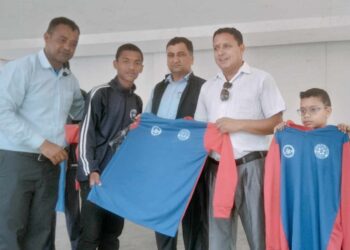 बाराही माविलाई क्रिकेट जर्सी हस्तान्तरण