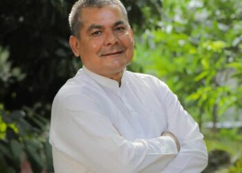 व्यवसायी दुर्गा प्रसाईं पक्राउ