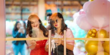 कुमारी ब्युटीका प्रडक्टहरुको पोखरा स्टोर उद्घाटन रीमा भन्छिन् , ‘आफूले प्रयोग गर्ने प्रडक्टबारे चेतना जरुरी छ’