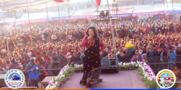 पोखरा महोत्सवमा दर्शकको भीड बाल गायिका बिदुषी सुबेदीको पनि प्रस्तुती