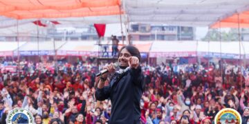 पोखरा महोत्सवमा प्रकाश दुतराजको दमदार प्रस्तुती, सोमबार ज्योती मगर र डि फिरन्ते