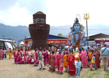 कोटिहोममा निर्मित २१ फिटको शिवलिङ्ग र शिवमूर्तिले भक्तजन आकर्षित