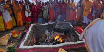 कोटिहोममा यज्ञको पूर्णाहुति,फाउन्डेसनलाई पोखराको २ रोपनी जग्गा दान