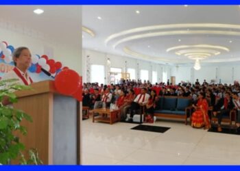 कुमुदिनीमा कक्षा १२ का विद्यार्थीले गरे कक्षा ११ का विद्यार्थीलाई स्वागत