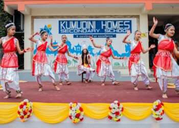 कुमदिनी होम्समा भव्य सरस्वती पूजा र आरती