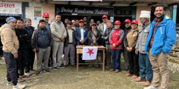 जनताको घरदैलोमा एसबी थापा