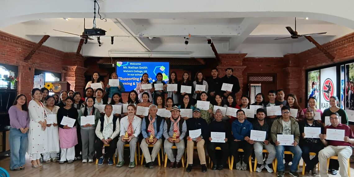 कुमुदिनी होम्समा अंग्रेजी भाषाको कार्यशाला